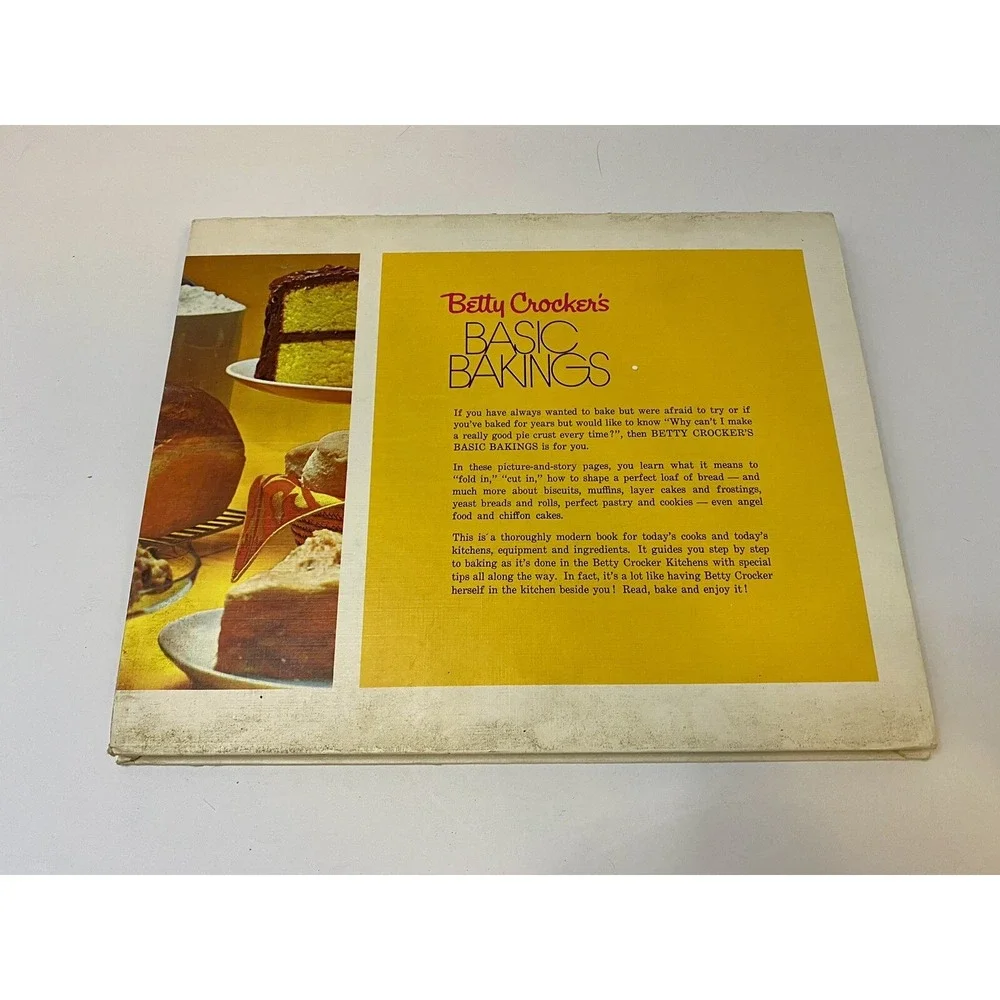 Betty‎ Crocker's Basic Bakings Vintage Cookbook 1971 First Edition 1st Printing